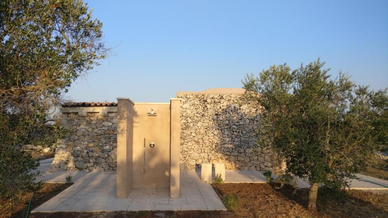 La Nicchia-Trullo Lägenhet Corigliano dʼOtranto Exteriör bild