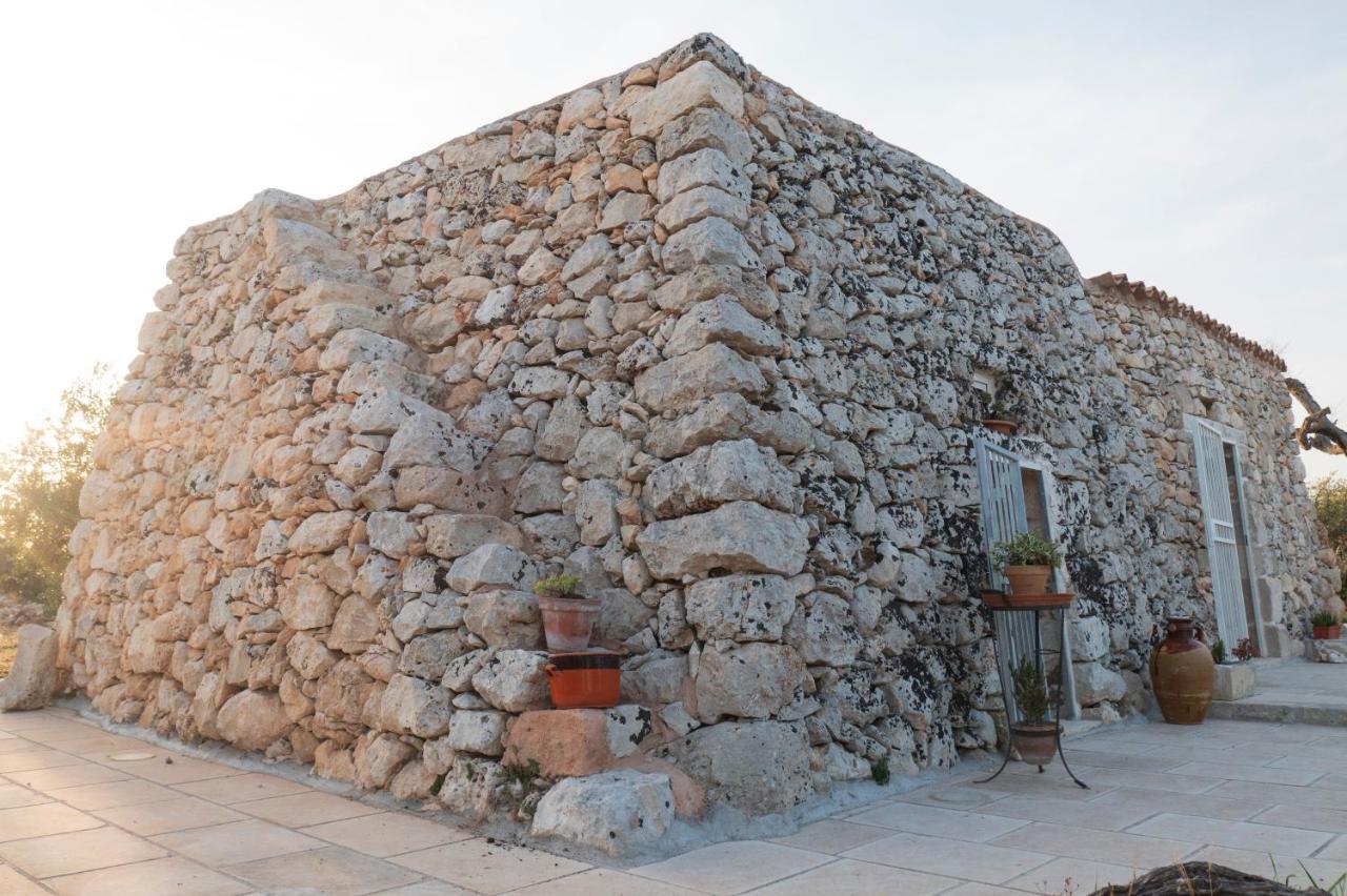 La Nicchia-Trullo Lägenhet Corigliano dʼOtranto Exteriör bild