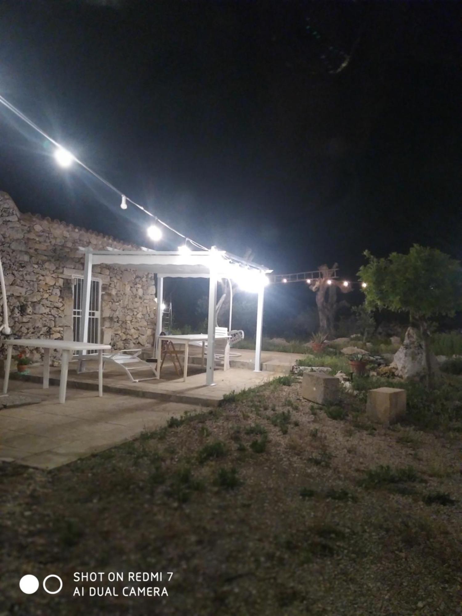 La Nicchia-Trullo Lägenhet Corigliano dʼOtranto Exteriör bild